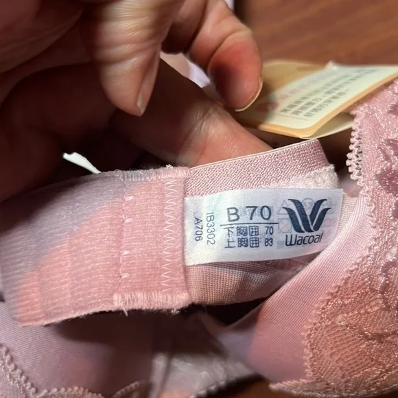 Wacoal La Vie Aisee blush pink padded push-up NWT lace adjustable bra size 32A‎ - Picture 2 of 15
